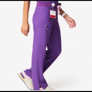 NWT Figs Ultra Violet Kade Cargo Bottoms XXS